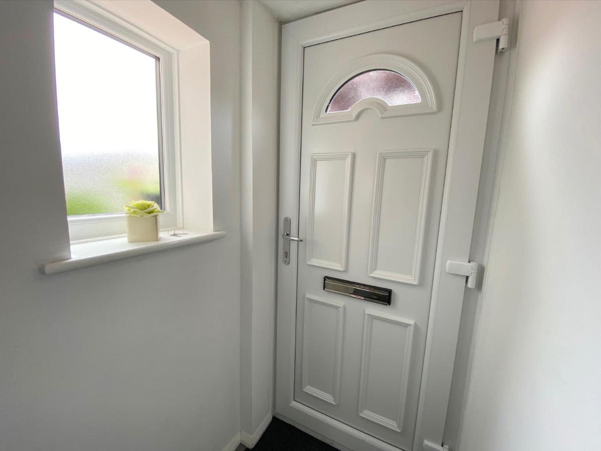 2 Bedroom Private House Near Bedford Town And Train Station Kültér fotó