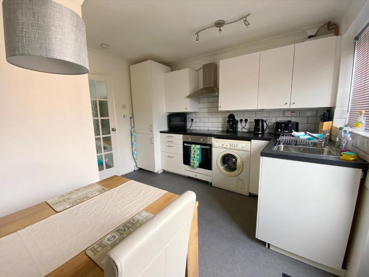 2 Bedroom Private House Near Bedford Town And Train Station Kültér fotó